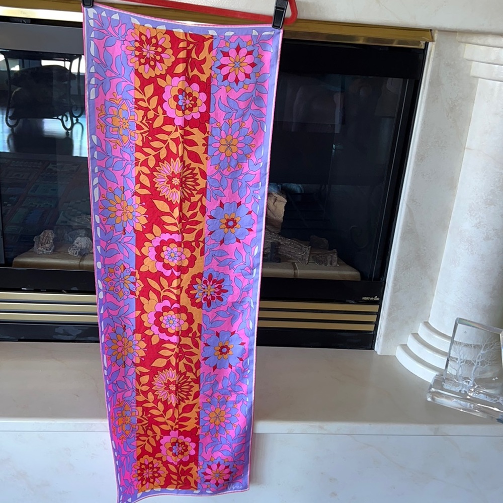 Vintage Vera Oblong Scarf Vivid Print